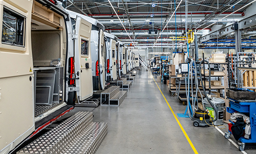 Menuisier Camp�r�ve