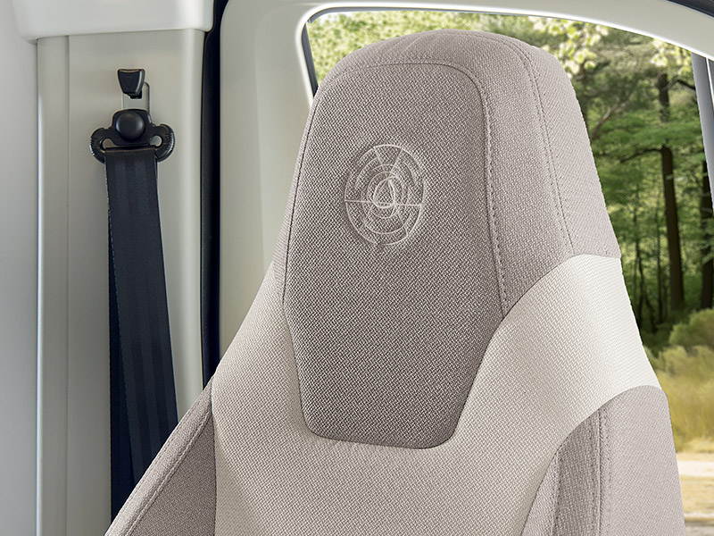 Fauteuil garni de la sellerie exclusive � l'�dition Saphir